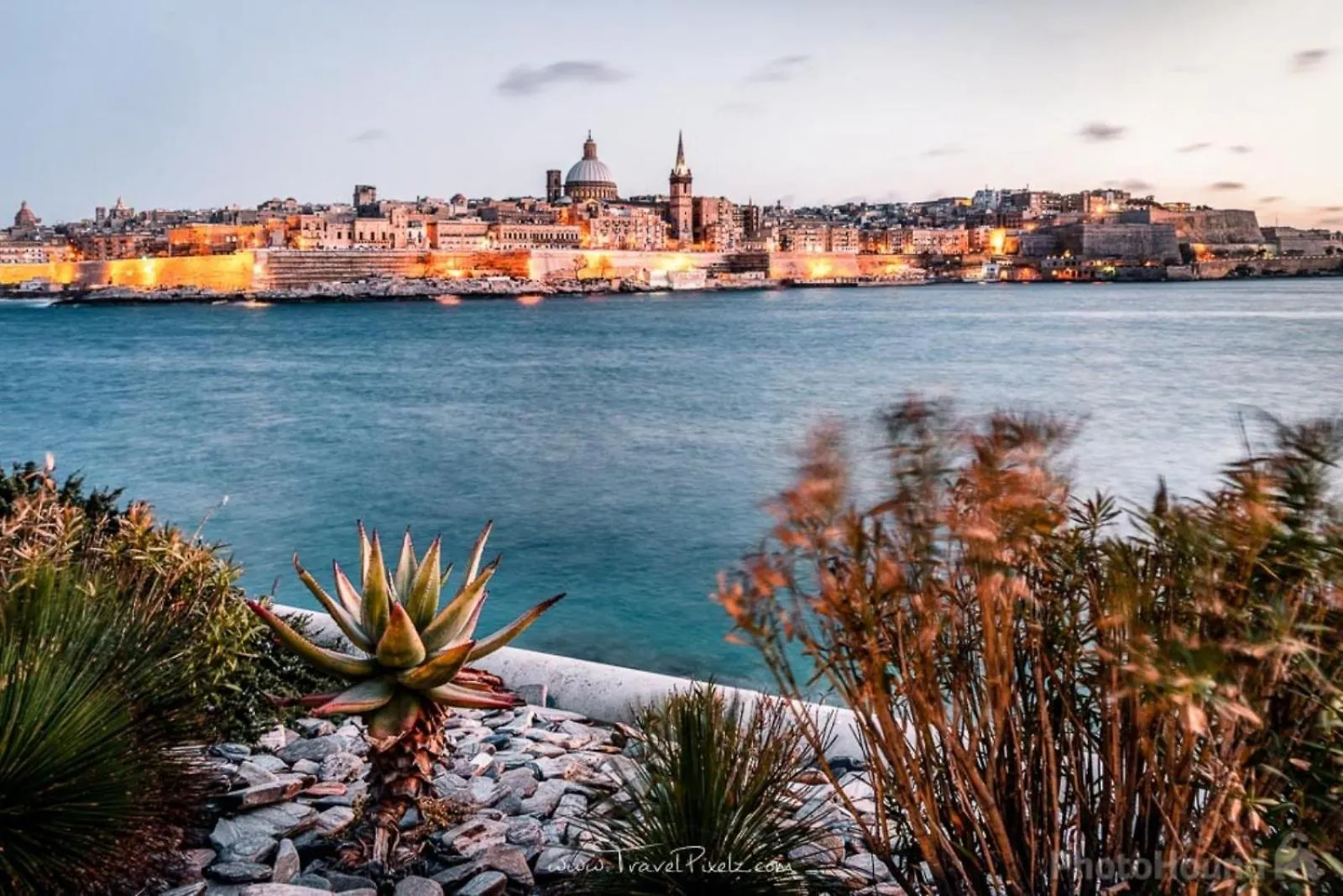Exceptional 3-Bedroom Apartment, Sliema - Tigne Point!